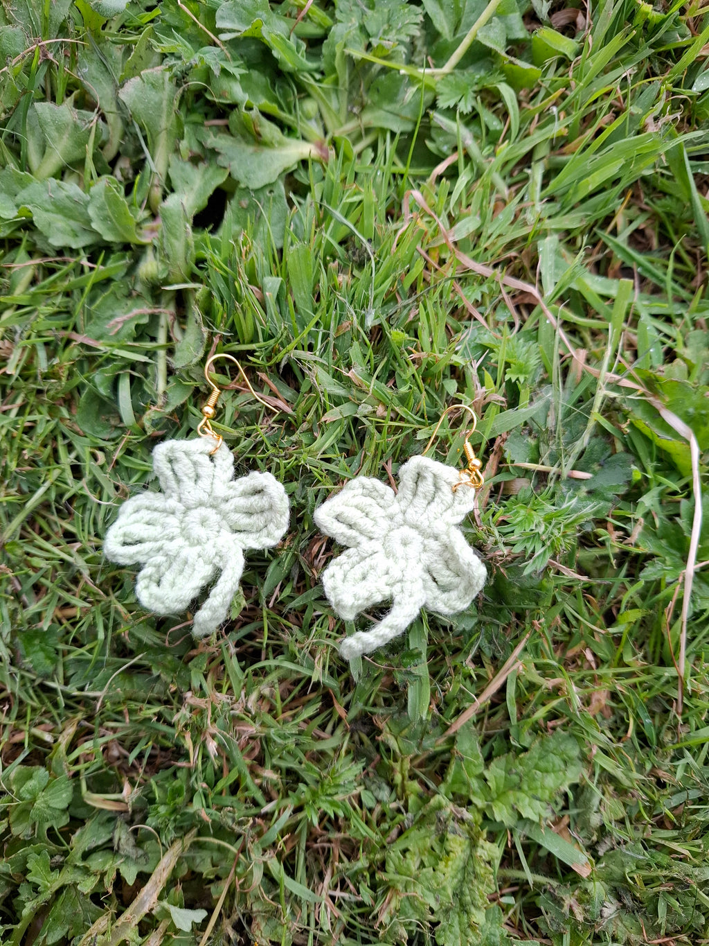Shamrock crochet earrings