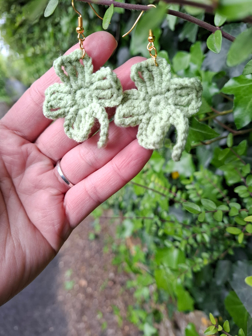 Shamrock crochet earrings
